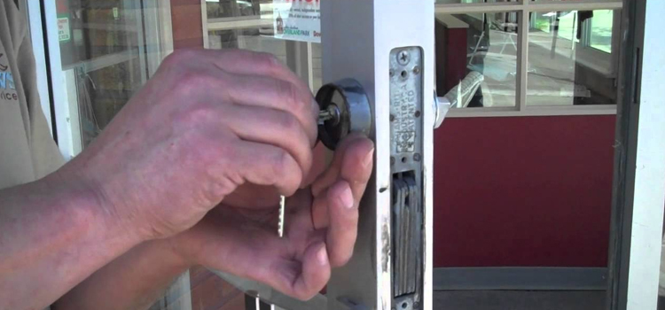 commercial door lock repair Roseland