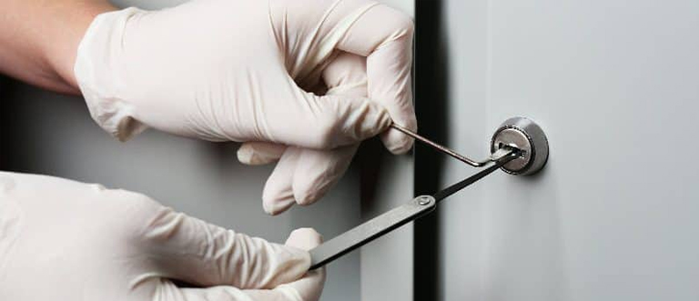 Commercial Emergency Locksmith Roseland